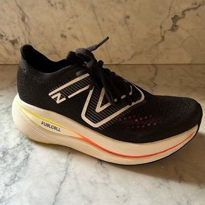 New Balance Fuelcell Trainer